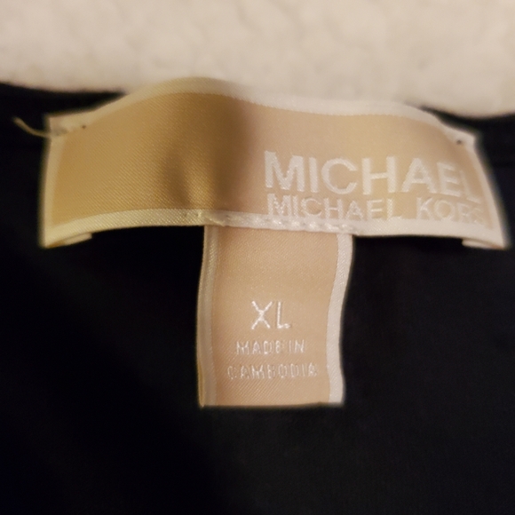 Michael Kors Women's pullover navy blue XL shirt. - Picture 3 of 6